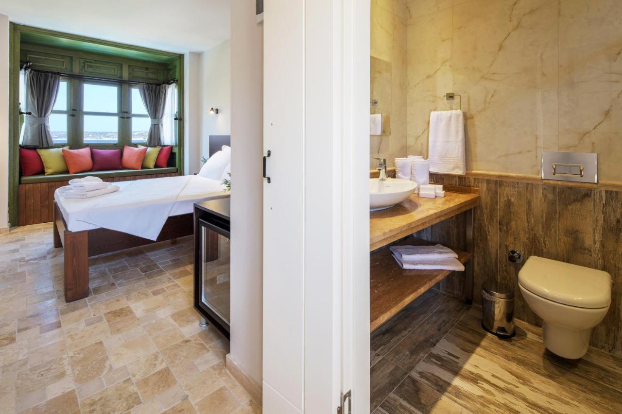 Cesmekes Otel Bagian luar foto