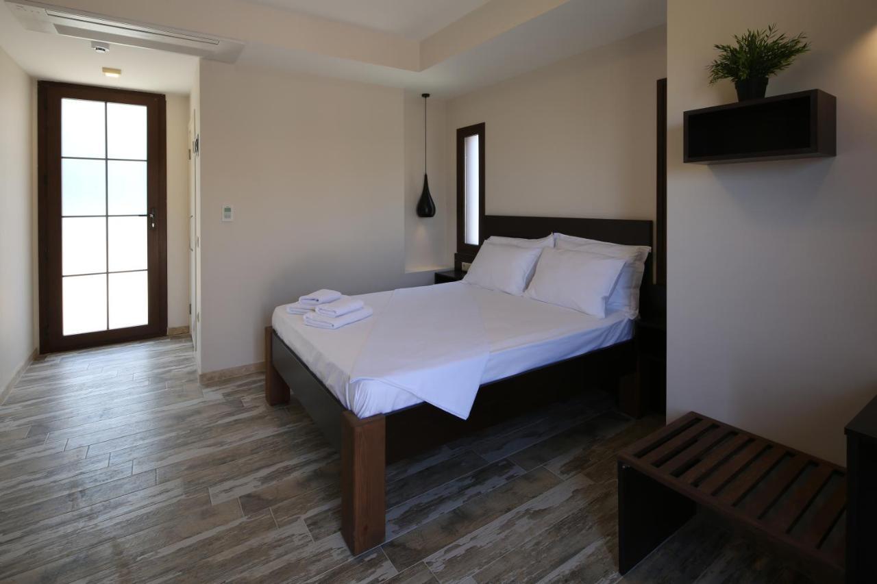 Cesmekes Otel Bagian luar foto