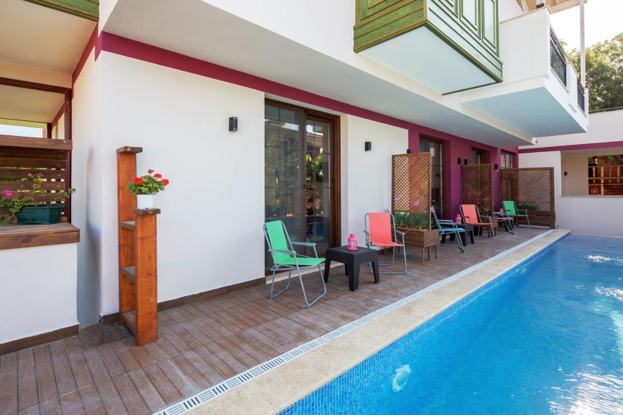 Cesmekes Otel Bagian luar foto